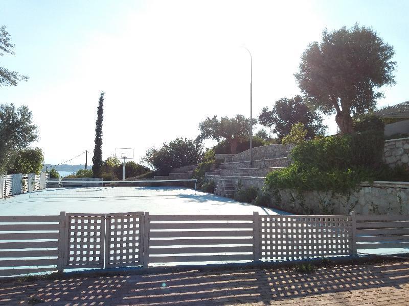 Sunny Place Resort Kranidi Exterior photo